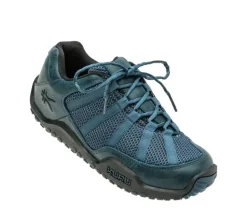 Chicane Women Sneakers