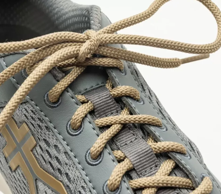 New Quantum Women Sneakers